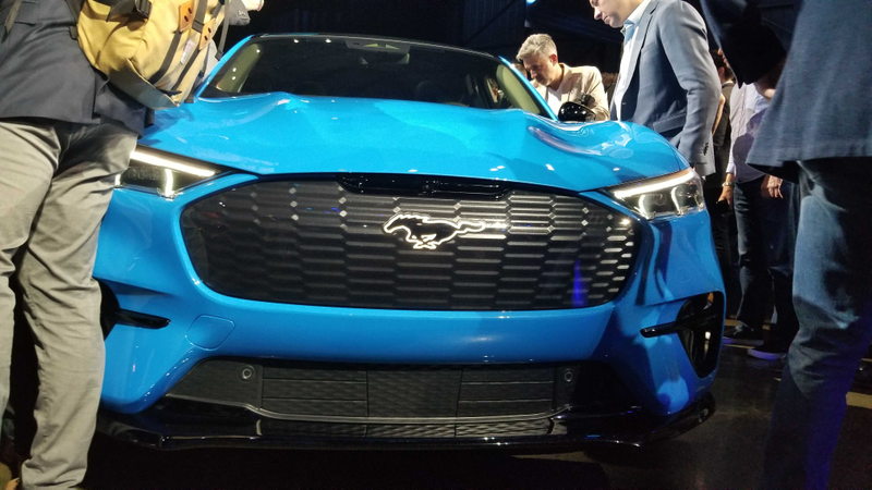 Illustration for article titled 2021 Ford Mustang Mach-E Has A 15.5-Inch Screen And Targets A 300-Mile Range: The Official Reveal Info Dump
